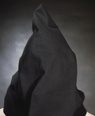 Andres Serrano, Francie McGiugan, “The Hooded Men” (Torture), 2015, Galerie Nathalie Obadia