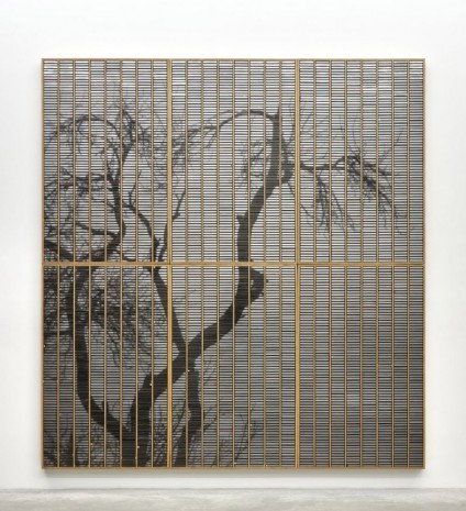 Gregor Hildebrandt, „Burning from the inside“, 2017, Almine Rech