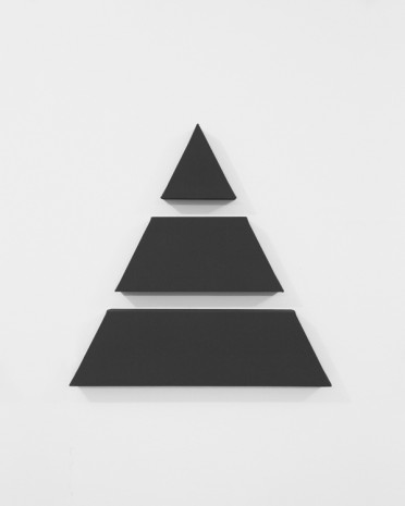 Alan Charlton, Triangle in 3 Parts, 2016, A arte Invernizzi