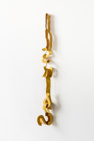 Ricky Swallow, Hanging S sculpture (open), 2017, Maccarone