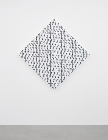 François Morellet, 3D concertant n°26: 65° - 90° - 75°, 2016, A arte Invernizzi