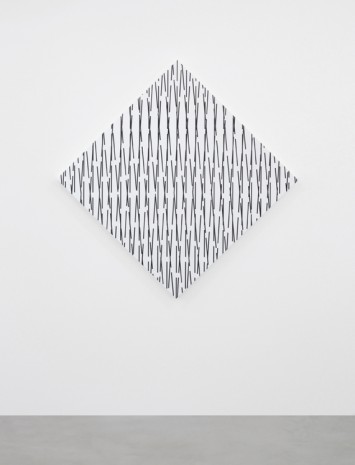 François Morellet, 3D concertant n°25: 85° - 90° - 87°, 2016, A arte Invernizzi