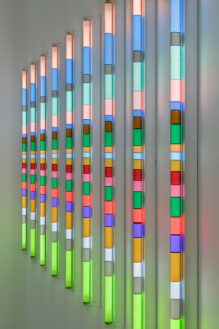 Spencer Finch, Bauhaus Light (Kandinsky’s Studio/ Klee’s Studio, afternoon effect), 2017, Galerie Nordenhake