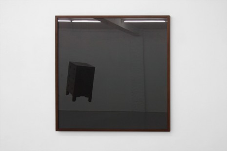 Mandla Reuter, Untitled Right, 2011, Galerie Micheline Szwajcer (closed)