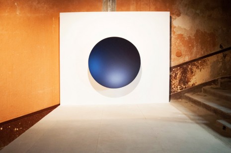 Anish Kapoor, Monochrome (Majik Blue), 2016, Galleria Continua