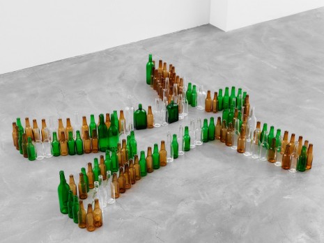 Valentin Carron, Bottle Man (Diagonally), 2017, Galerie Eva Presenhuber