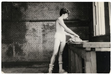 Alvin Baltrop, The Piers (man going through clothing), n.d. (1975-1986) , Galerie Buchholz