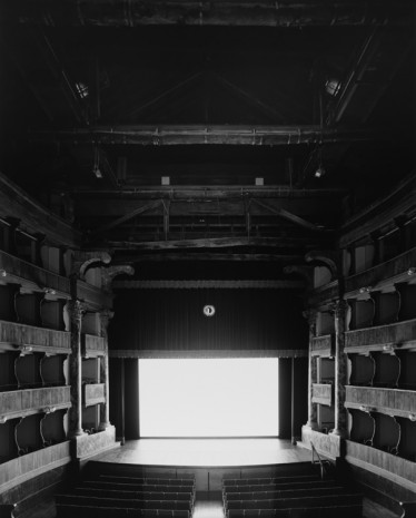 Hiroshi Sugimoto, Teatro Sociale, Bergamo, 2015, Marian Goodman Gallery