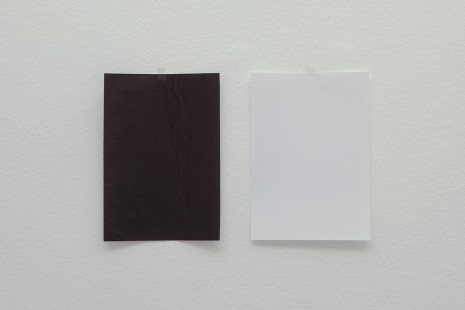 Wilfredo Prieto, The impossibility for the black to be white and for the white to be black, 2018, Annet Gelink Gallery