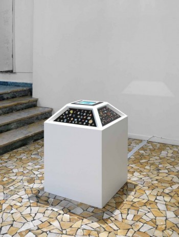 Carlos Garaicoa, Sin solución / Without solution, 2012, Galleria Continua