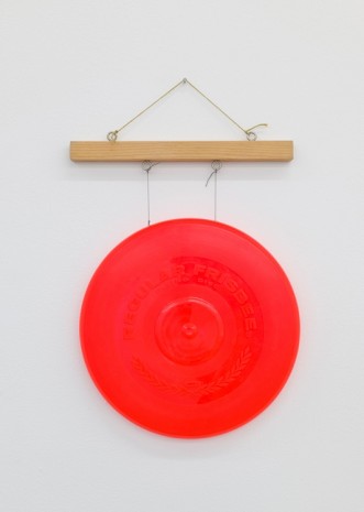 B. Wurtz, Untitled (neon frisbee), 1980, Galerija Gregor Podnar