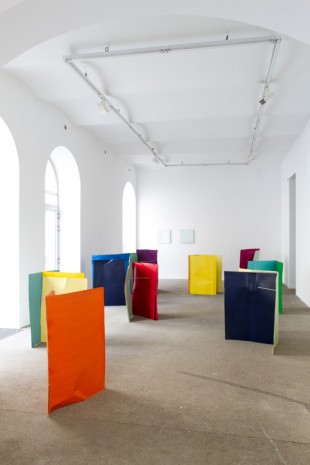 Michael Kienzer, Flyer Vol. 3 (total installation), 2018 , Galerie Elisabeth & Klaus Thoman