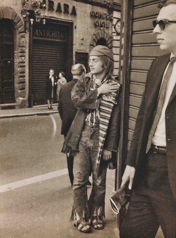 Luigi Leoni, Hippie, Roma, 1970  , Lia Rumma Gallery