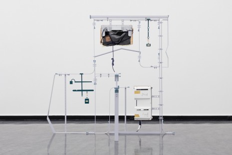 Magali Reus, Hwael (Wheelbarrow), 2017, Galerie Eva Presenhuber