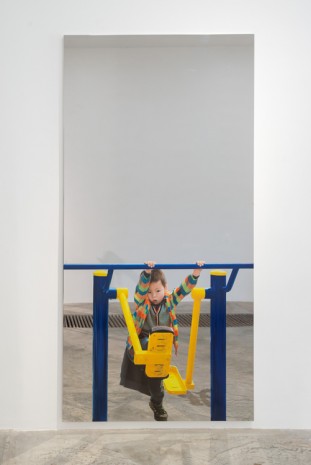 Michelangelo Pistoletto, Bimbo che gioca, 2018 , Galleria Continua