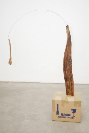 Jimmie Durham, Homage á Brancusi #4, 2012, Christine Koenig Galerie