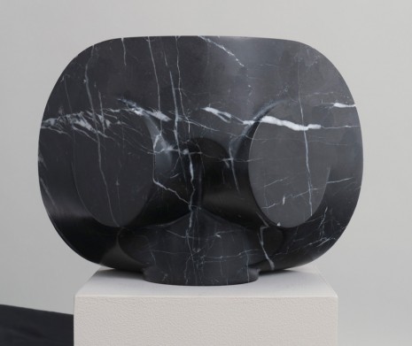Gabriel Orozco, Dé torse, 2018, Marian Goodman Gallery