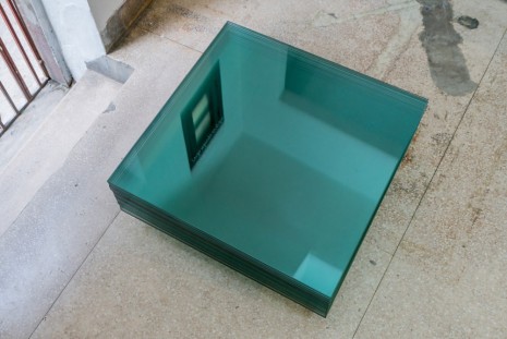 Elizabet Cerviño, Sole slab, 2018, Galleria Continua