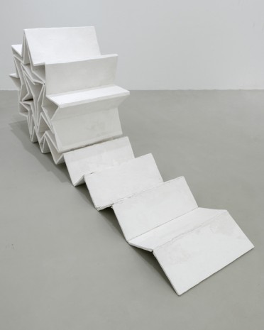 Inge Mahn, Rolltreppe, 2018 , Galerie Max Hetzler