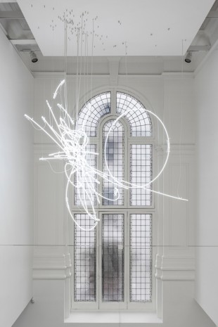 Cerith Wyn Evans, Neon Form (after Noh XIII), 2018 , Marian Goodman Gallery
