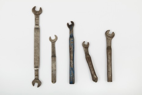 Jorge Pardo, Adjusted Wrenches, 1990, Petzel Gallery