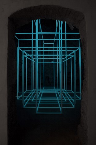 Antony Gormley, BREATHING ROOM I [SAN GIMIGNANO], 2012, Galleria Continua