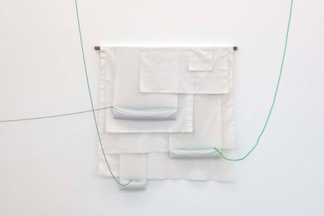 João Modé, Constructive [Paninho], white with green beads, 2019 , Galerie Peter Kilchmann