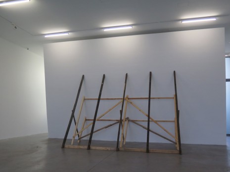 David Lamelas, Falling Wall, 2019 , Lia Rumma Gallery