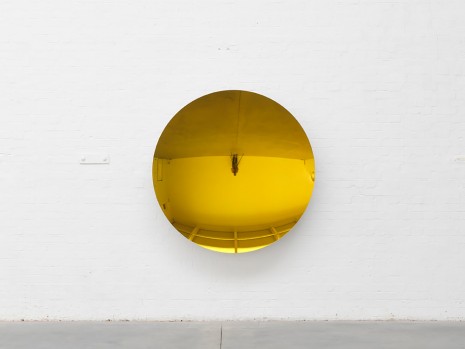 Anish Kapoor, Mirror (Pagan Gold light), 2018, Lisson Gallery