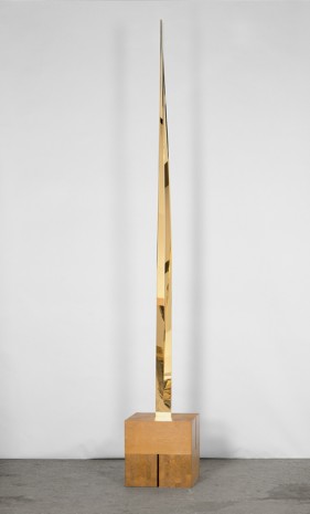 Max Bill  , Unendliche Fläche in Form einer Säule (Continuous space in form of a column), 1953 , Hauser & Wirth