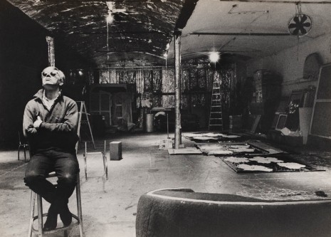 Ugo Mulas, Andy Warhol, 1964 , Matthew Marks Gallery
