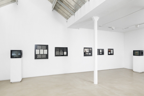 Mona Hatoum, Performance Documents, 1980-1987/2013, Galerie Chantal Crousel