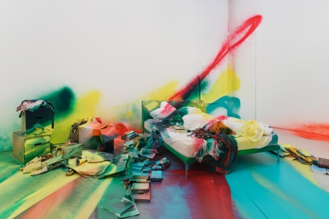 Katharina Grosse, The Bedroom, Galerie Max Hetzler
