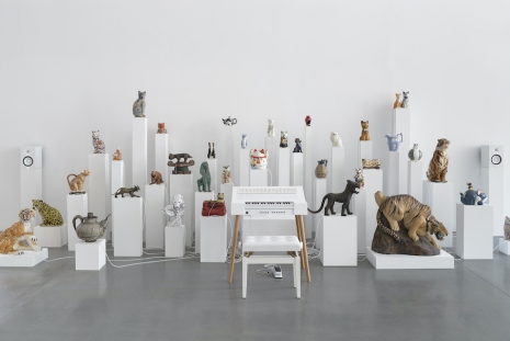 Oliver Beer, Resonance Paintings – Cat Orchestra, Almine Rech