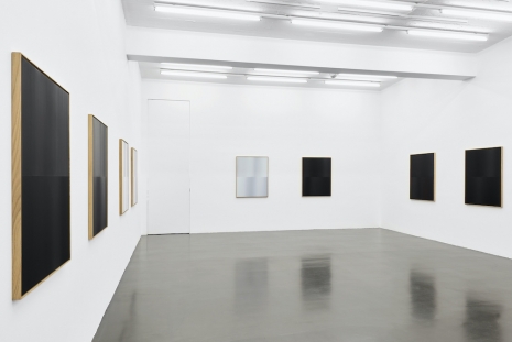 Ulrich Erben, 12 Bilder für einen Raum | 12 Paintings for One Space, Sies + Höke Galerie