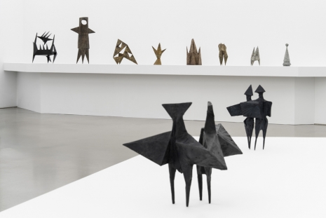 Lynn Chadwick , Hypercycle / Chapter II: Archetype (1963-1977), Perrotin