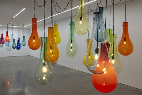 Tobias Rehberger, Many feel ashamed of their bodies, very few feel ashamed of their minds, Pedro Cera