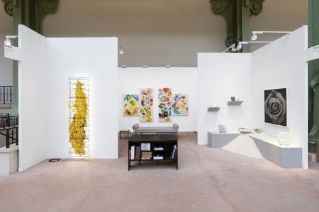 Chloé Delarue, Sheila Hicks, Kenjiro Okazaki, Machiko Ogawa, Kunié Sugiura..., Art Basel Paris, galerie frank elbaz