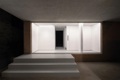 Sejin Kwon, Jinhee Kim, Jiwon Kim, Min Joung-Ki, Sungsic Moon, Shinyoung Park..., Still Life: Objects of Our Time, Esther Schipper