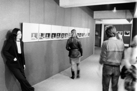 Alix Cléo Roubaud, Si quelque chose noir, Galerie Buchholz