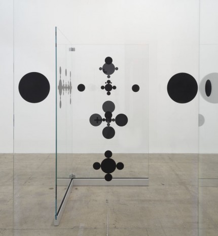 Gabriel Orozco, thinking in circles, Marian Goodman Gallery