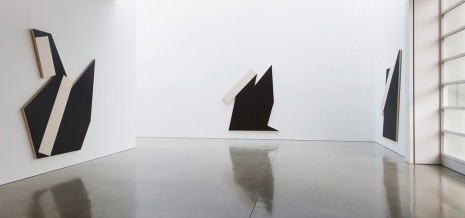 Michael Heizer, New Paintings and Sculptures, Gagosian