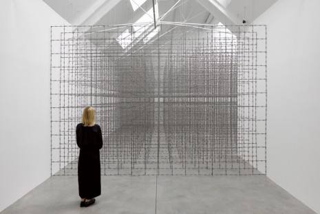 Santiago Sierra, Impenetrable Structure, Lisson Gallery