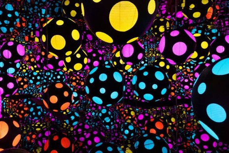 Yayoi Kusama, THE MOVING MOMENT WHEN I WENT TO THE UNIVERSE, Victoria Miro